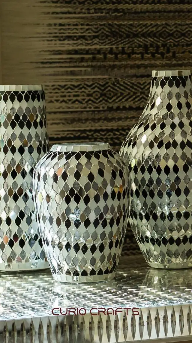 Handmade Modern Art Deco Glass Vase Classic Design for Floor or Tabletop Christmas Decoration