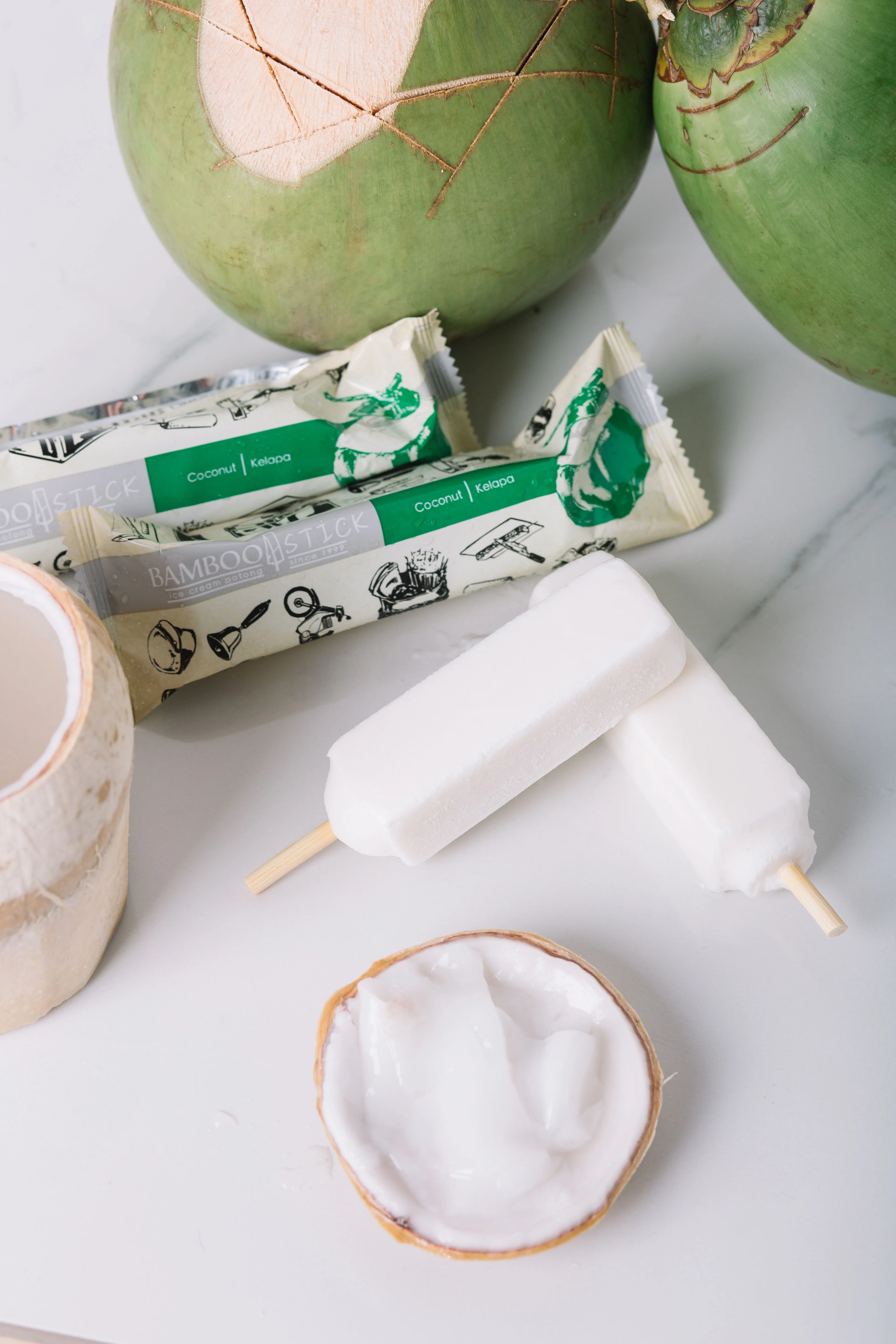 Wholesales Premium Halal certified coconut icecream flavour Bamboostick Ice Cream Potong Traditional Dessert Series
