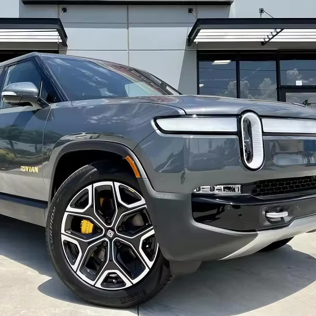 Rivian R1T Adventure Gray 2022 /2023 Adventure AWD 1-Speed Automatic Electric ZEV Quad Motor car Ocean Coast Interior Truck