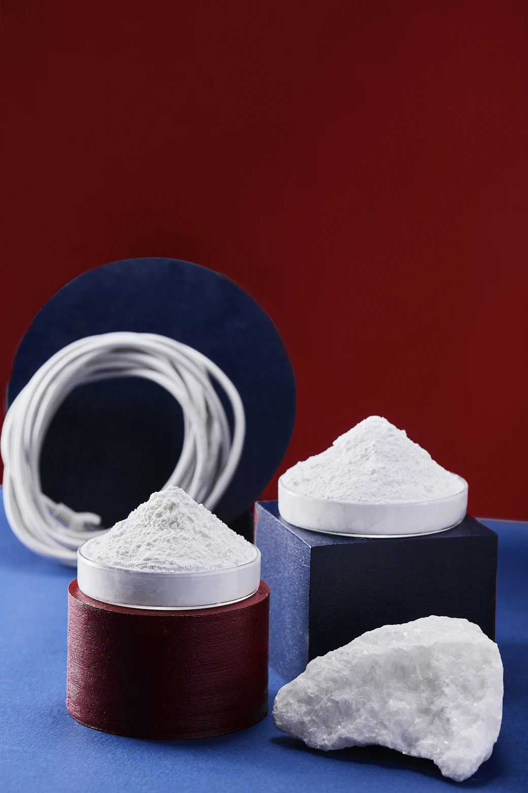 Top Vietnam manufacturer calcium carbonate powder calcium carbonate price per ton carbonate de calcium for industry uses VNT7