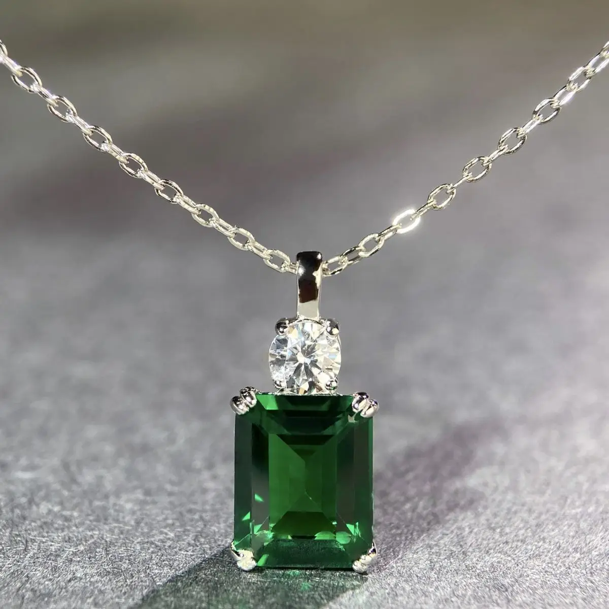 New Emerald Diamond Necklace Pendant Ring Earrings Luxury Party Fine Jewelry Set for Women Anniversary Gift