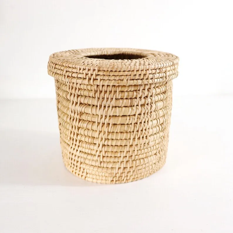 Top Selected Handmade Tissue Box Cover Woven Round Rattan Woven Dispenser Natural Rattan Handicraft Woven Round Made In Viet Nam