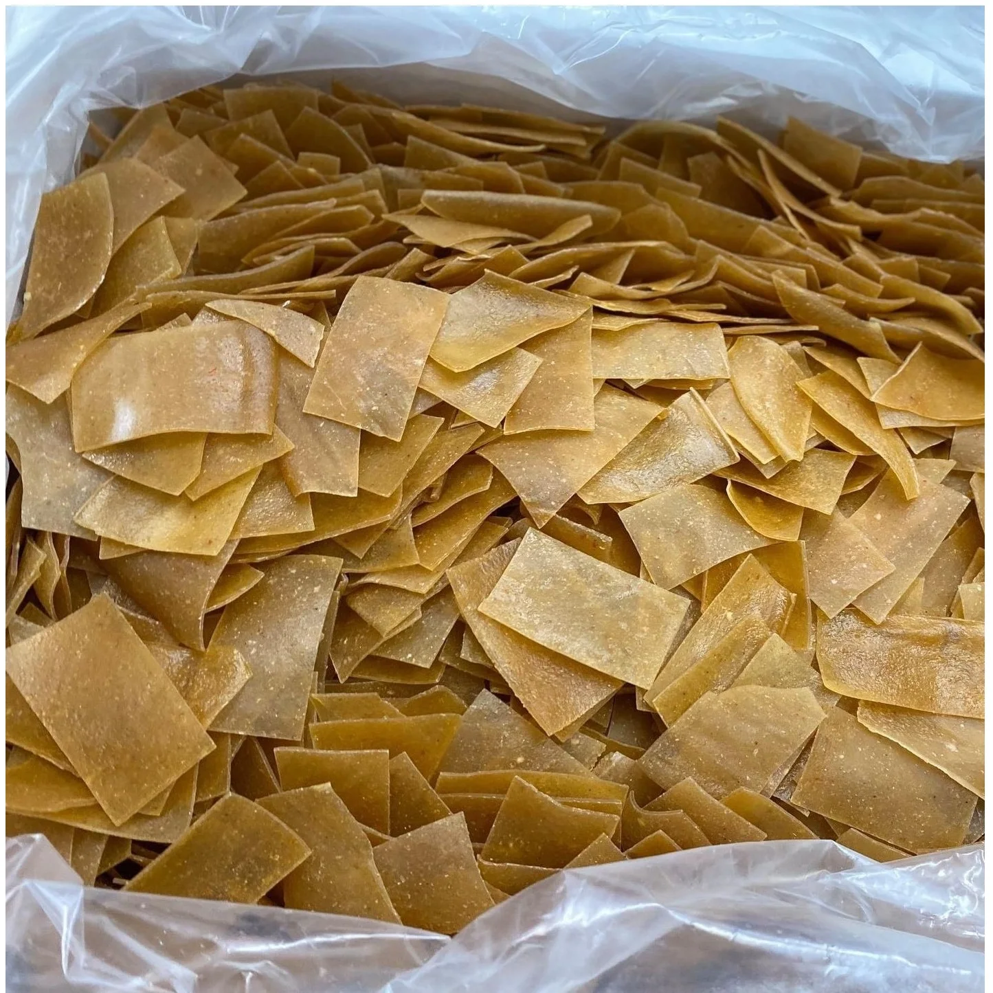 Best Price Seafood Snacks Carton Package Wholesale Salty Taste Crispy OEM Prawn Cracker from Vietnam with 9 months Shelf Life