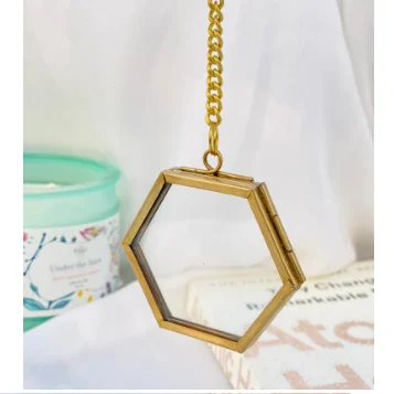 Hexagonal Shape Wholesale Hanging Metal Glass Frame Profile Bulk Snap Frames Custom Made New Design Wedding Photo Frame