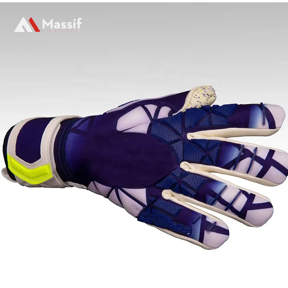 New latex Goalkeeper Gloves Palm Goal Keeper gloves 4mm Giga latex goalkeeper