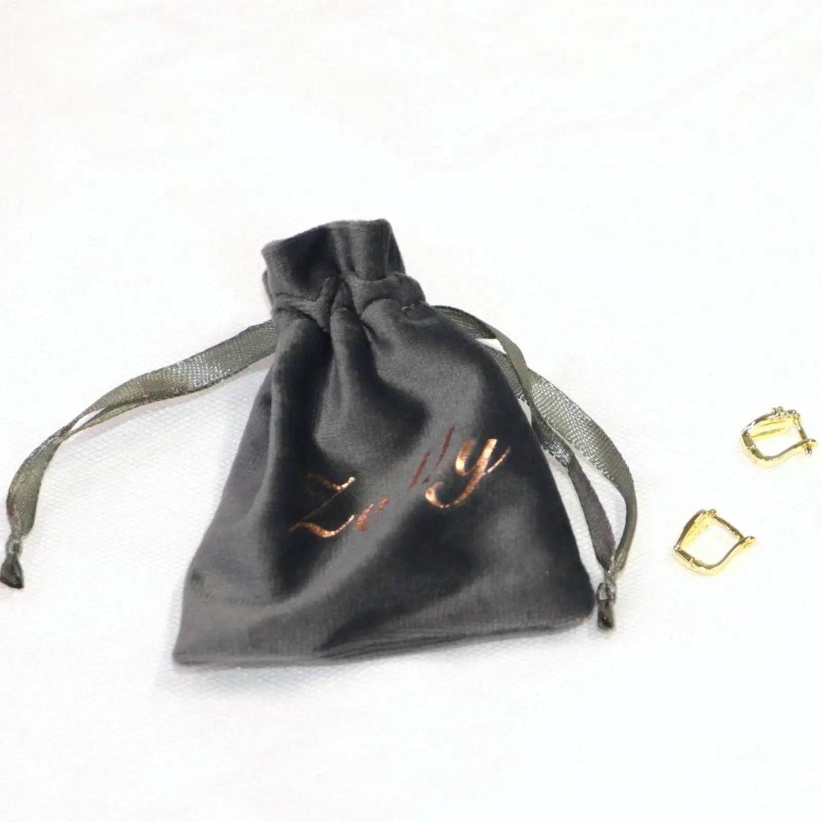 Custom Logo Drawstring Velvet Jewelry Bag Cosmetic Pouch Pocket Small Gift Jewelry Bag Packaging Pouch for Earring Ring Necklace