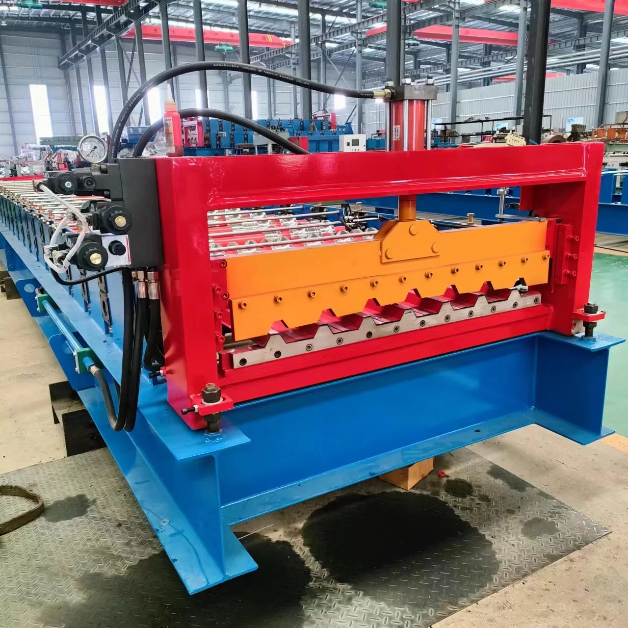 Long span Trapezoidal roofing sheet roll forming machine