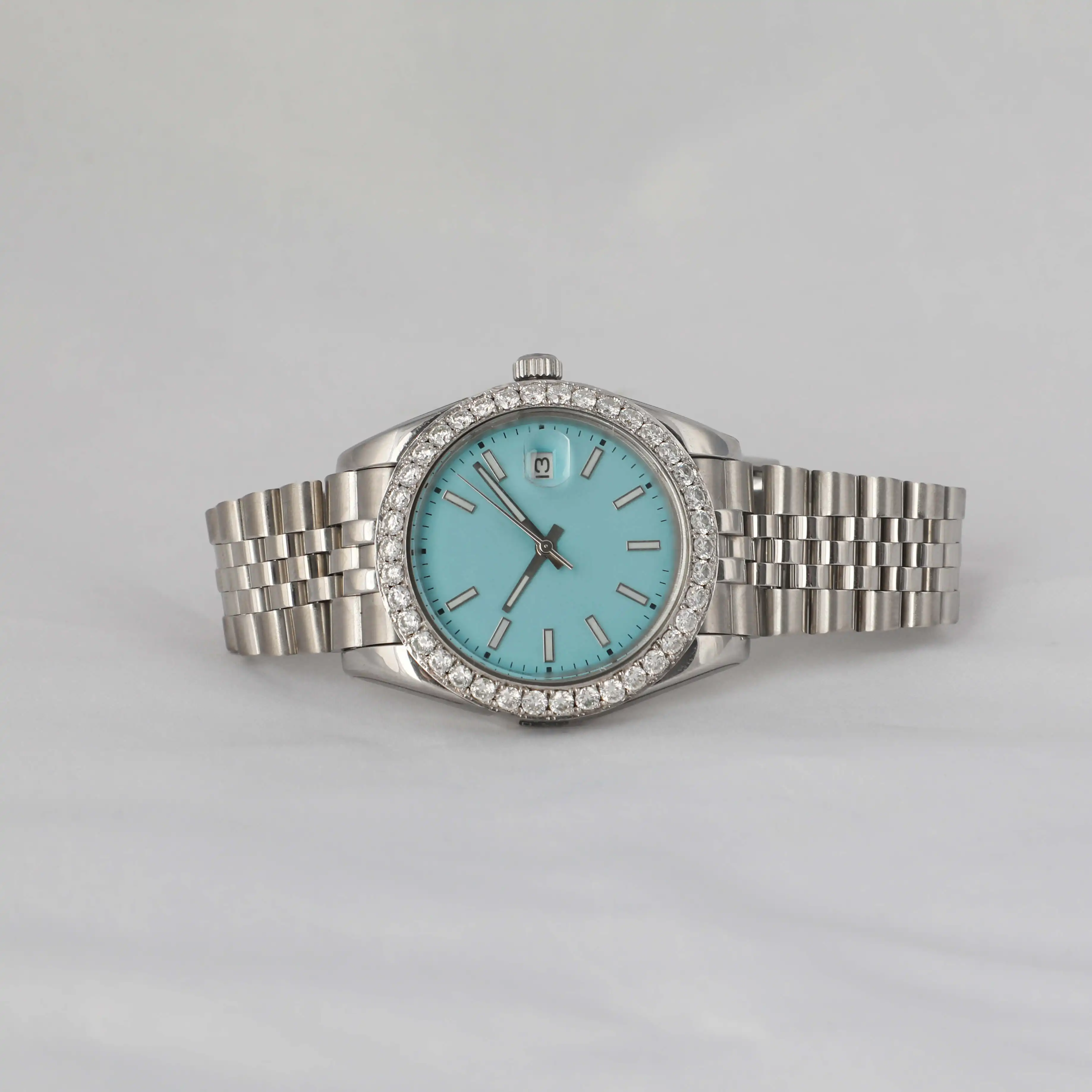 Luxurious Sky Blue Color Dial Only Diamond Bezel Watch Customized Special Female Fancy Wristwatch