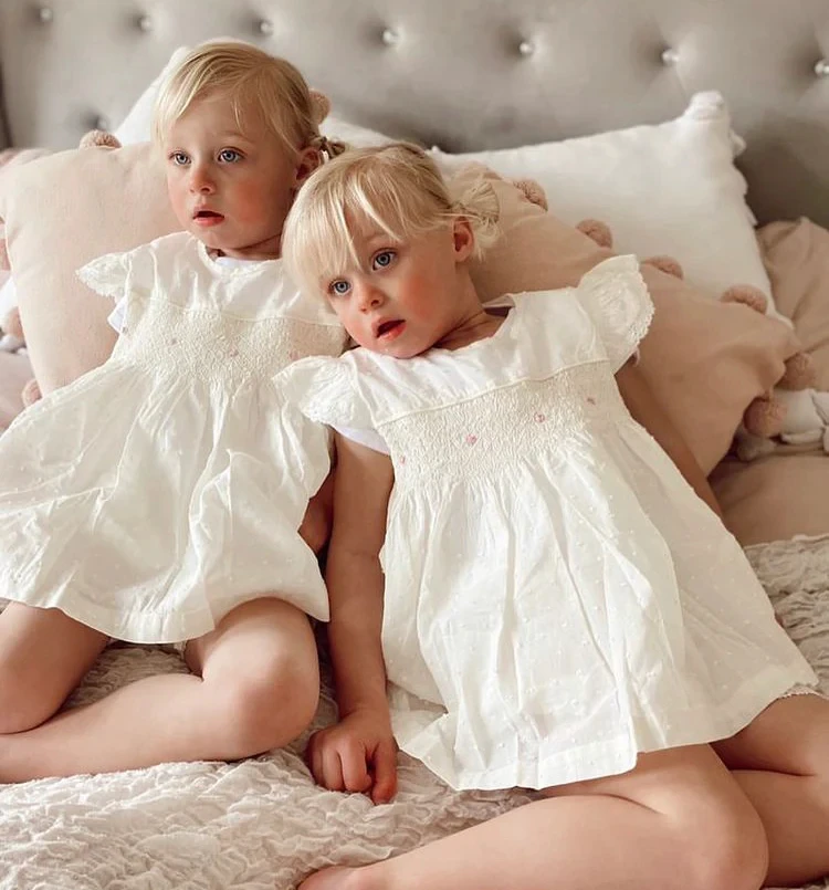 Customized logo Summer 100% Cotton Short Sleeves Smocked Girls Sleepwear Kids Pajamas Dress And Shorts Set For Girl