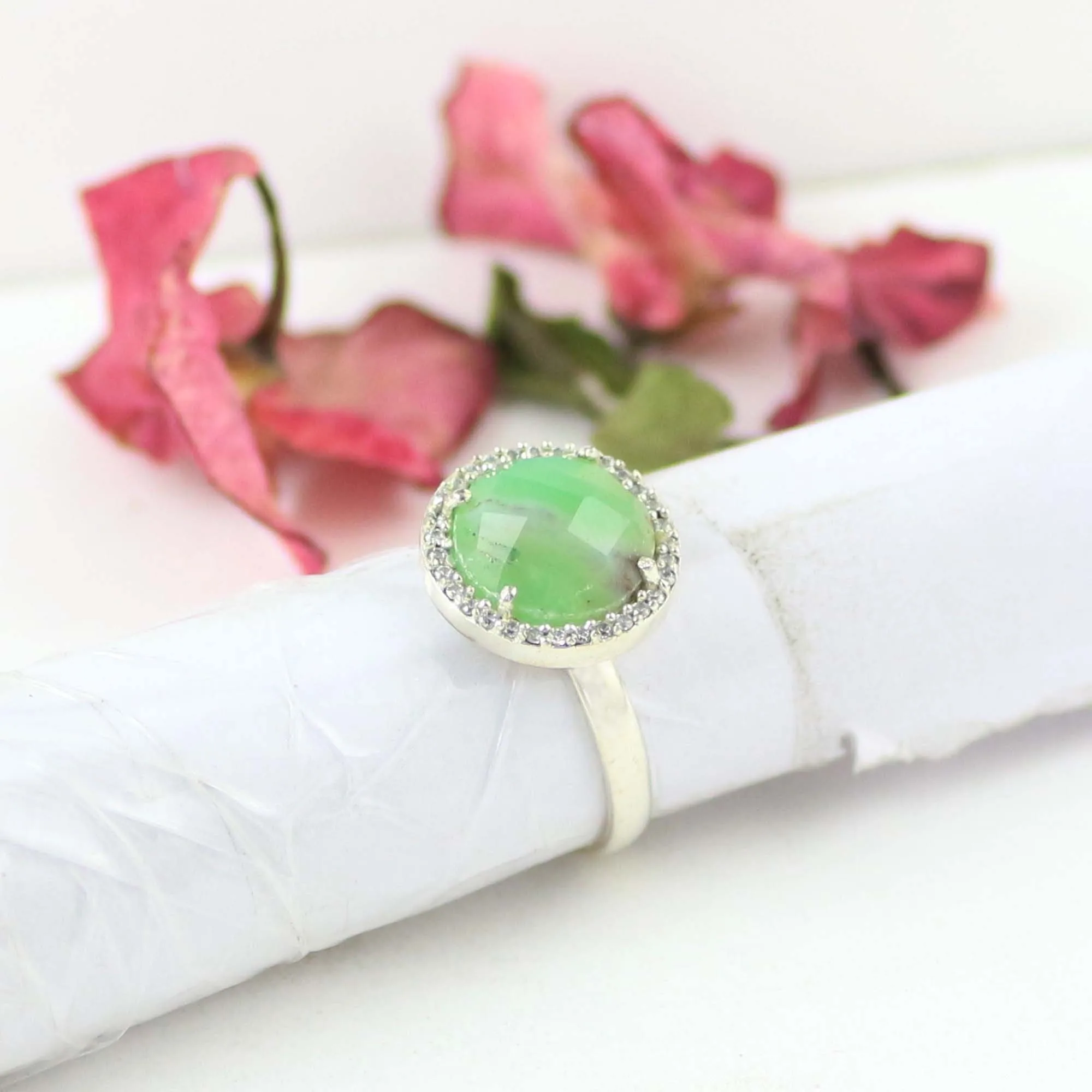 Chrysoprase Chalcedony green jade Gemstone Pave CZ Bezel Set Fashion Jewelry Finger Moissanite Ring