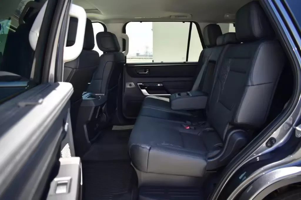 2023 TOYOTA SEQUOIA ограниченный Гибридный V6 3 5L турбо 4WD 8-местный автоматический