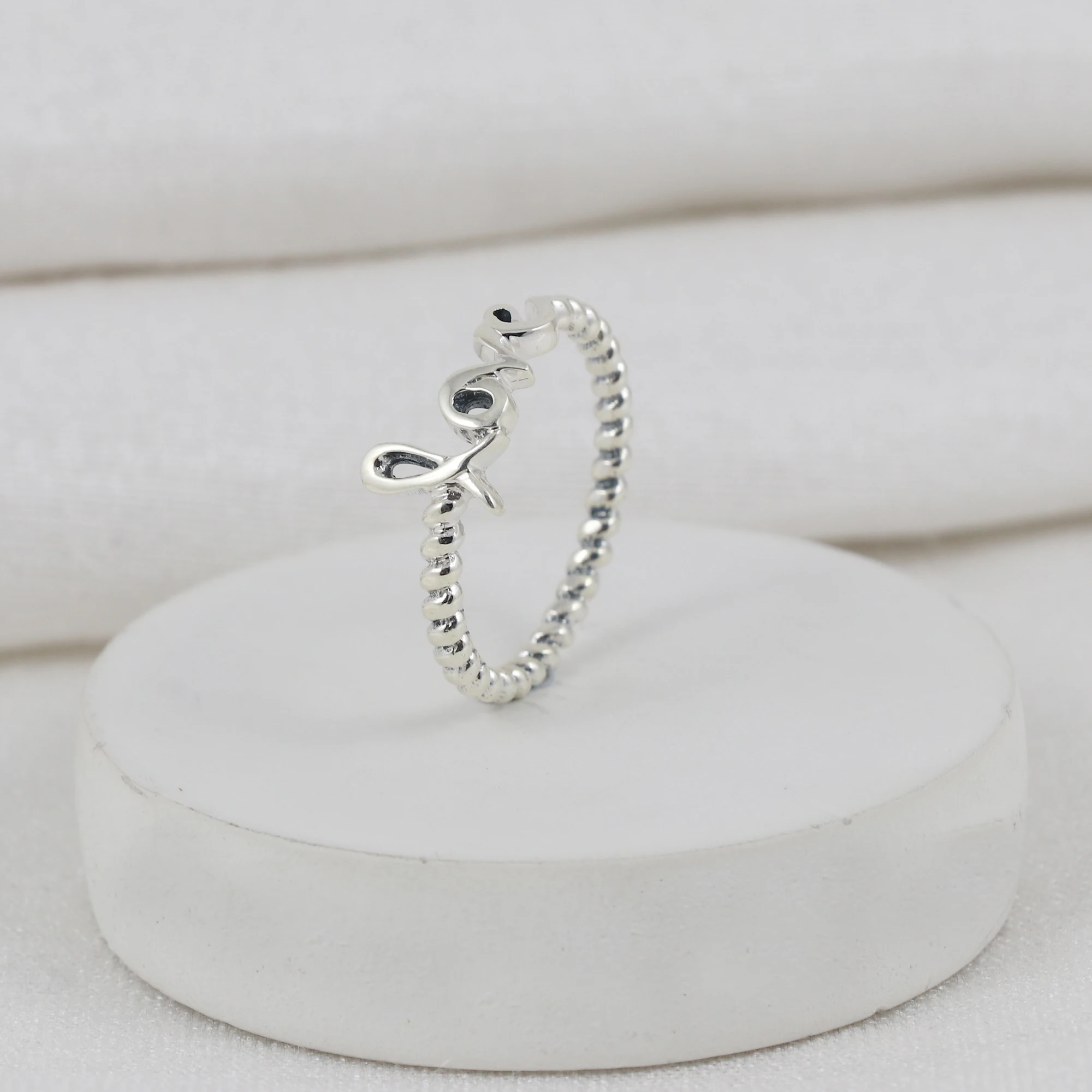 Love Band Sterling Silver Wedding Party Jewelry Wholesale Number Pattern Gemstone Rings with Garnet Diamond and Pearl