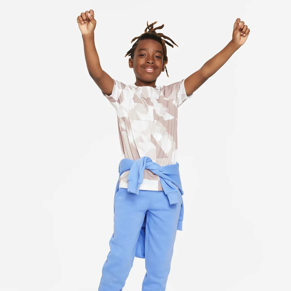 2024 Wholesale High Quality Custom Printing Quick Dry Football Uniforms Classic Soccer Jerseys Shirt Men Football Jersey