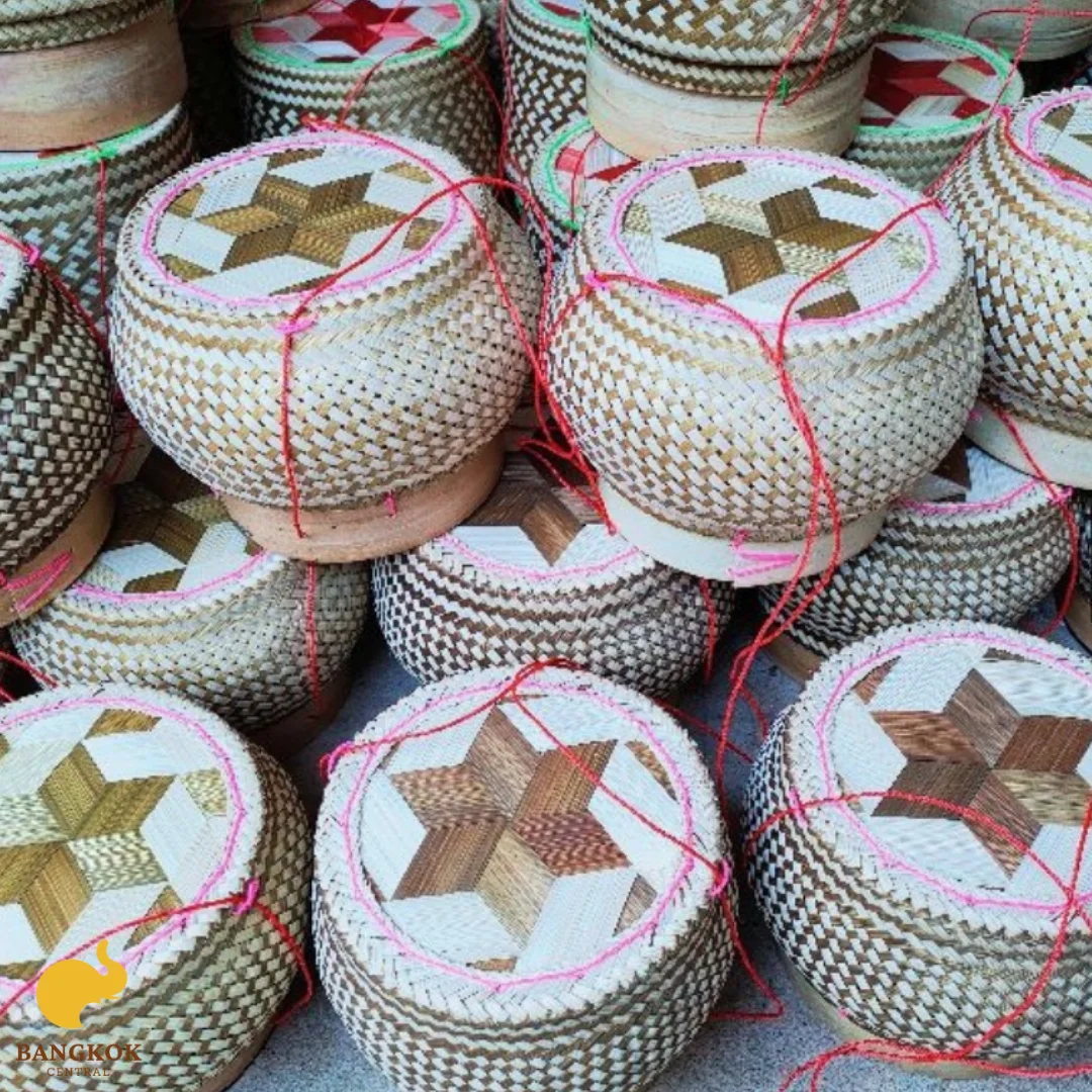 Kratip - Small Sticky Rice Bamboo Serving Basket Handmade Basket from Thailand Wholesale natural basket