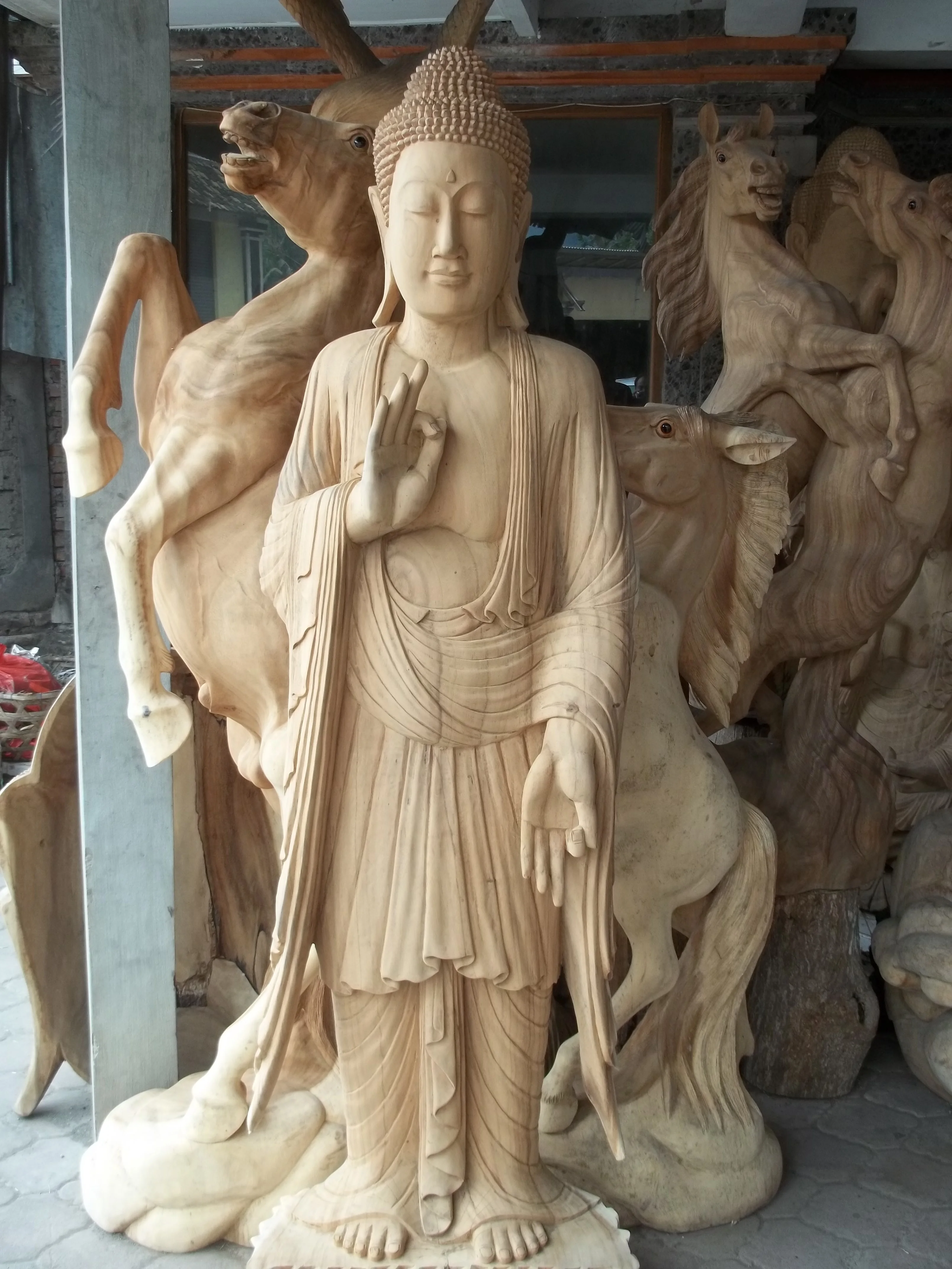 Polished Wooden Buddha Bali Religious Buddhist Sculpture Intricate Engraving Home Art Gift Crafted Decorative Sign Boxed Crafts