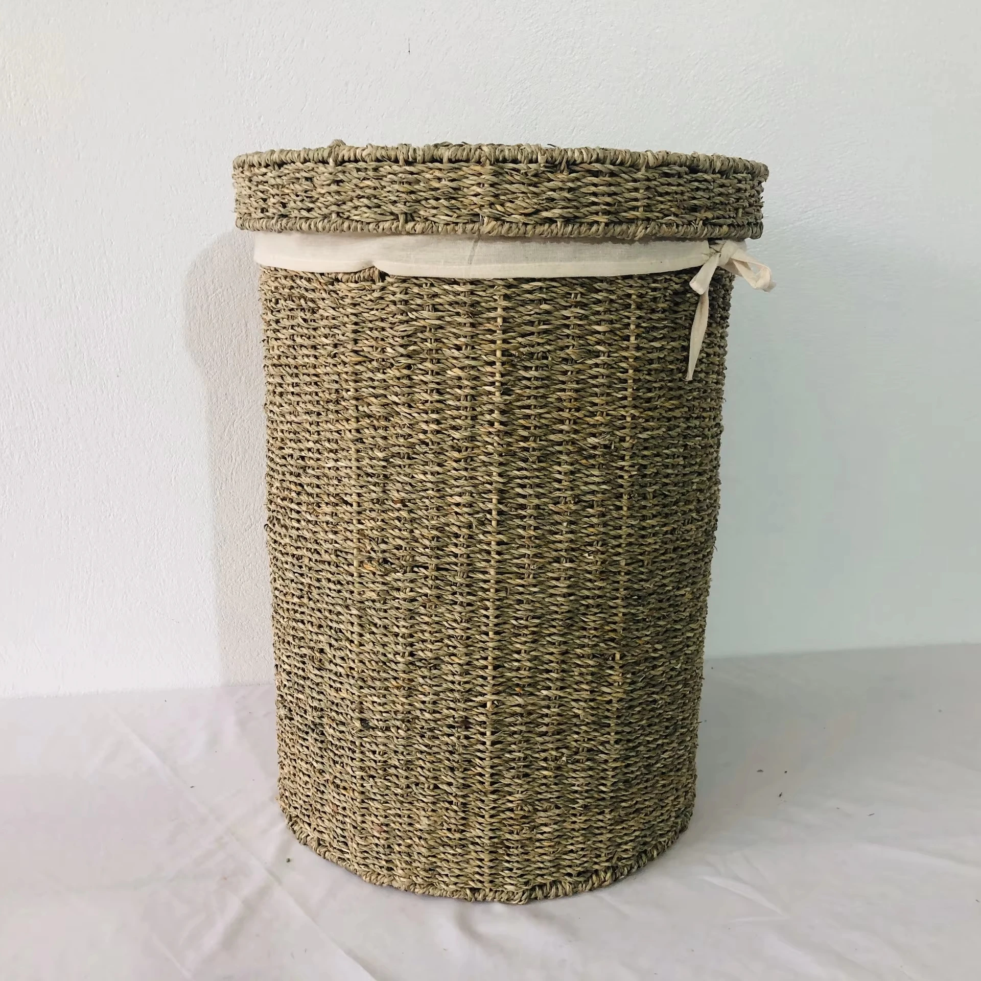 Eco-friendly High Quality Home Decor Best Selling Sea Grass Woven Laundry Baskets with Handles from Vietnam