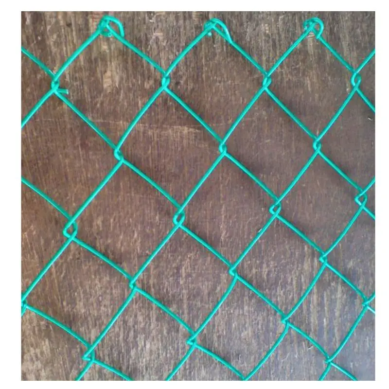 Export Bundle Factory Price Galvanized Cyclone Fence And Wire Mesh 6ft 7ft 8ft Tall 10G 11G 12G 12.5G Wire Size