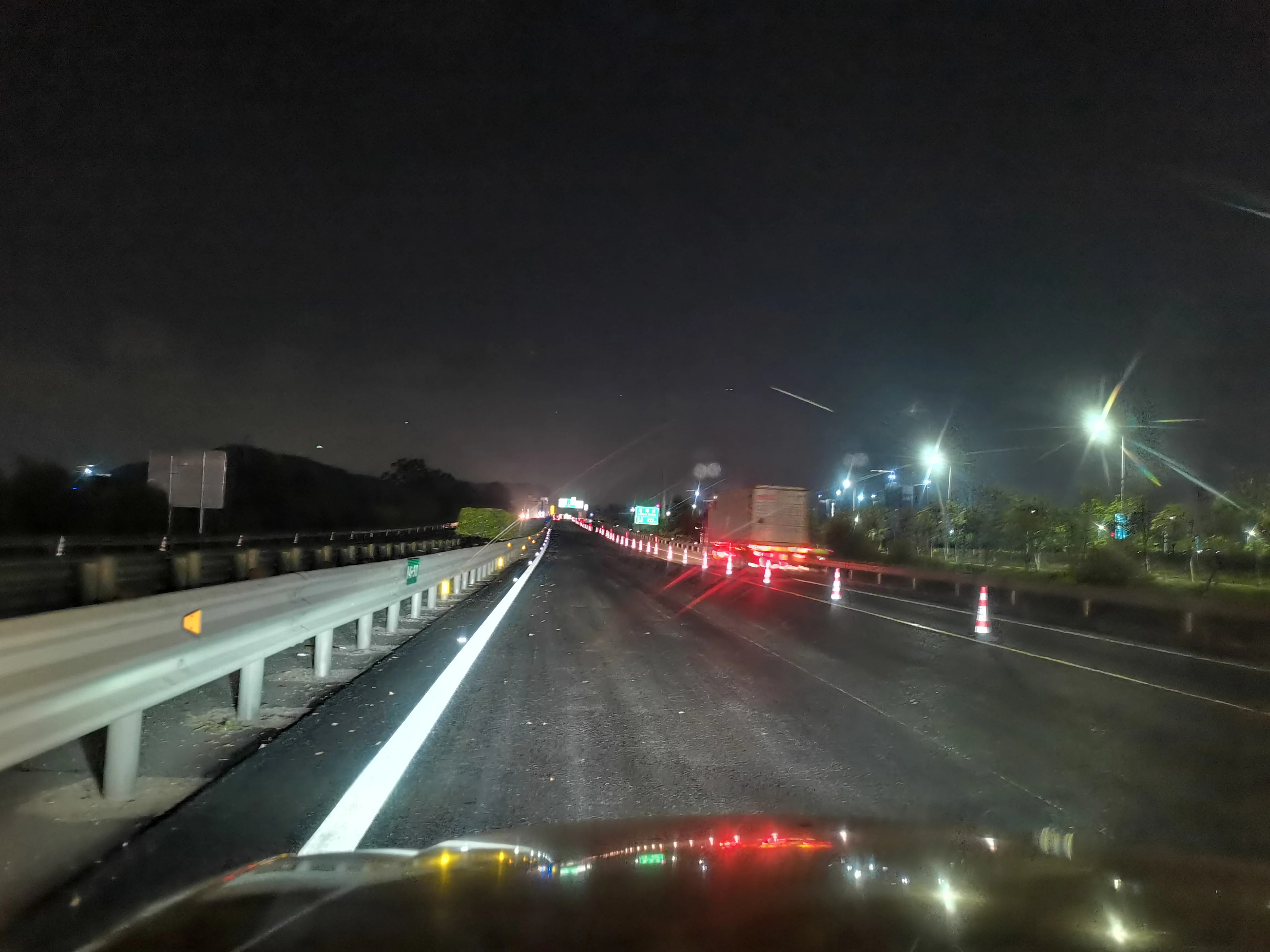 wholesale price yellow white thermoplastic luminous road marking paint