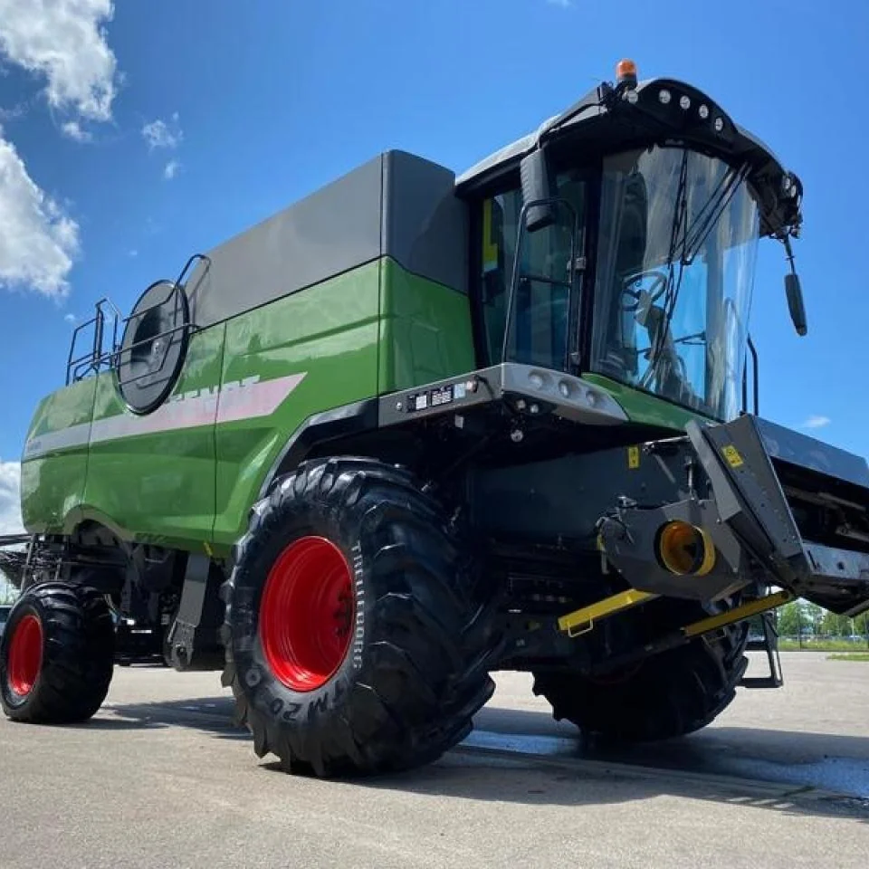 Fendt Agriculture Rice/corn/wheat Combine Harvester Hot Sale Product Super High Efficiency Original Star Rice Harvesting Machine