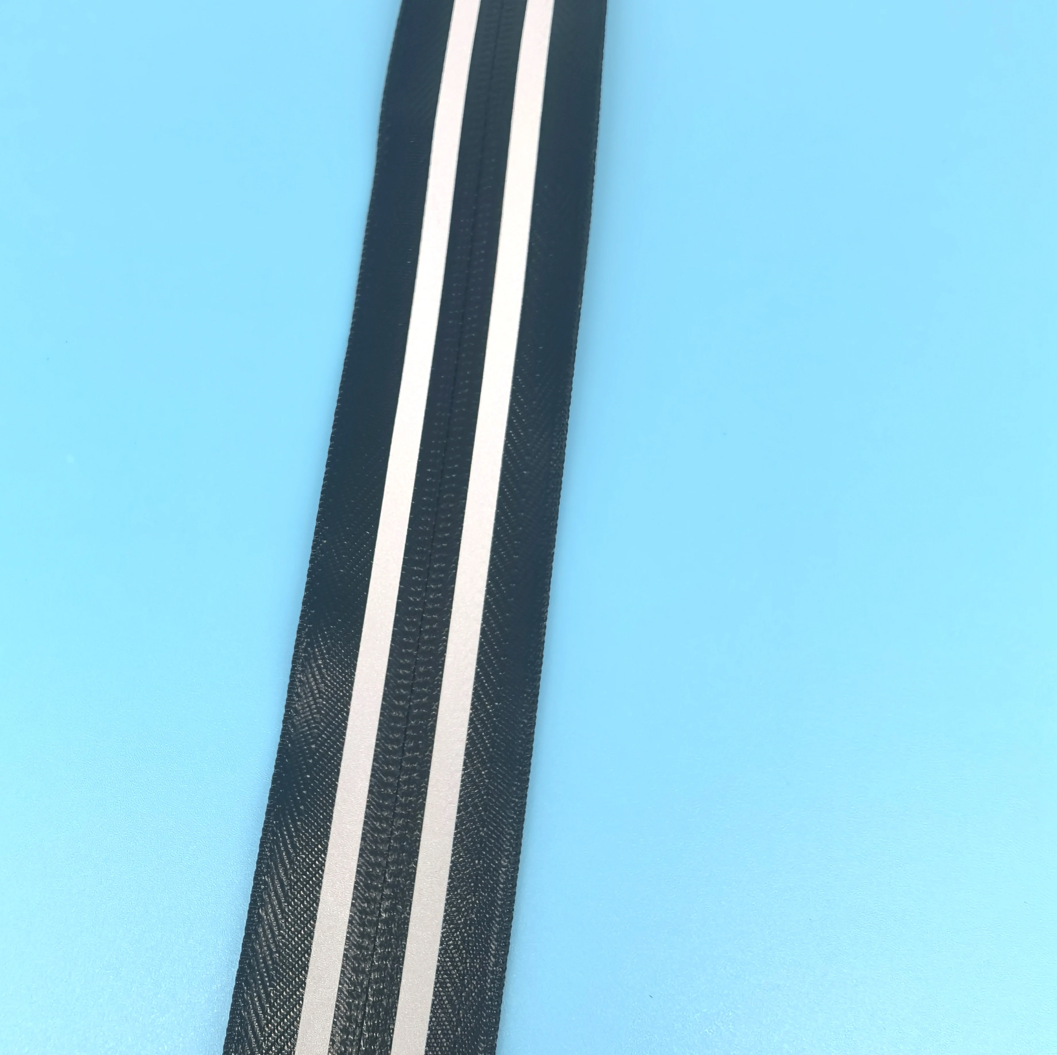 OEKO-TEX  ot Sale Item No.5 Waterproof Zipper Auto Lock Slider Matte Coated  Tape 50 60 70 80 90cm