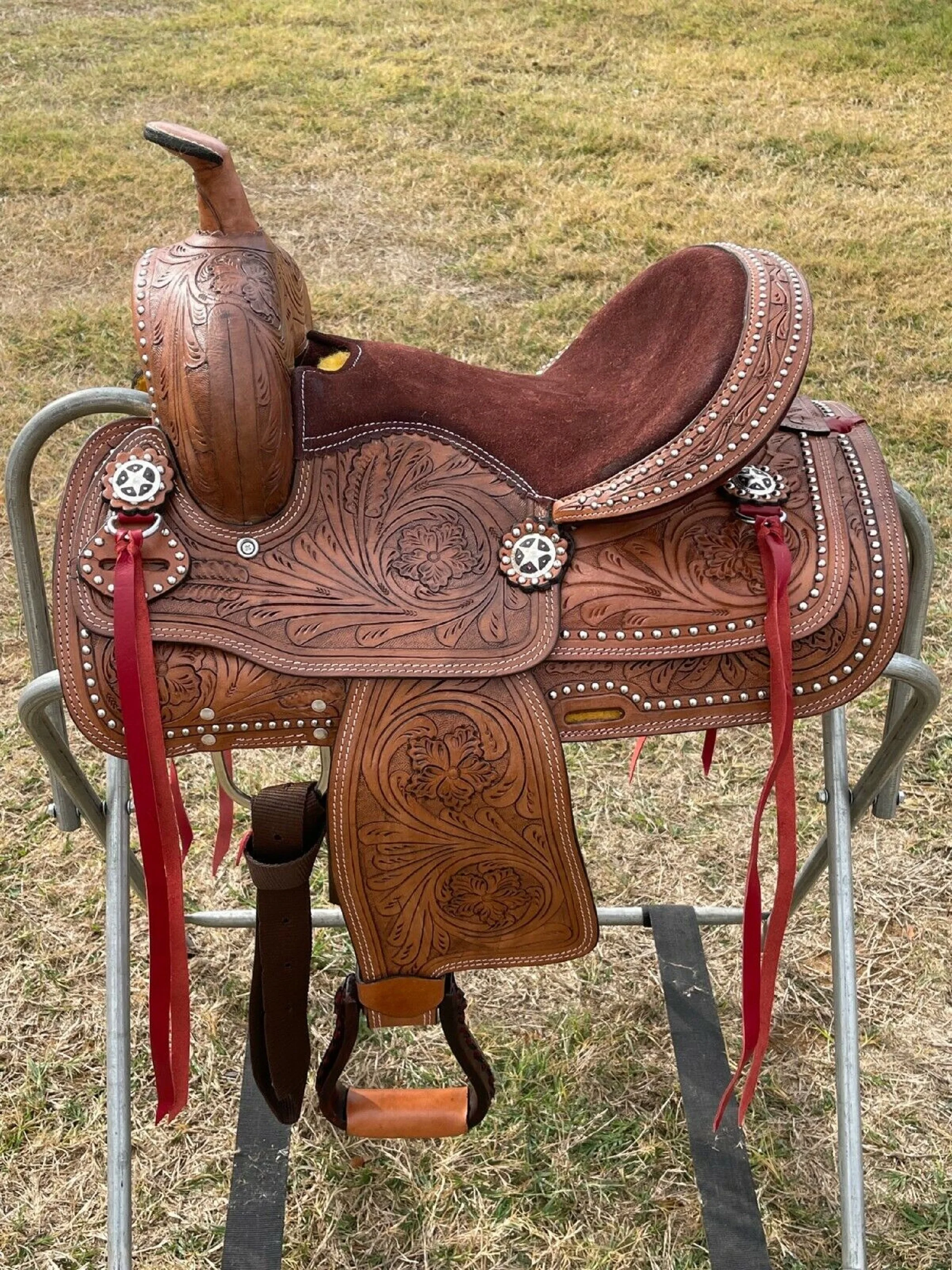 Premium Quality Western leather Horse Saddle With Matching Horse Tack Set Genuine Leather Barrel Saddle English Racing Saddle