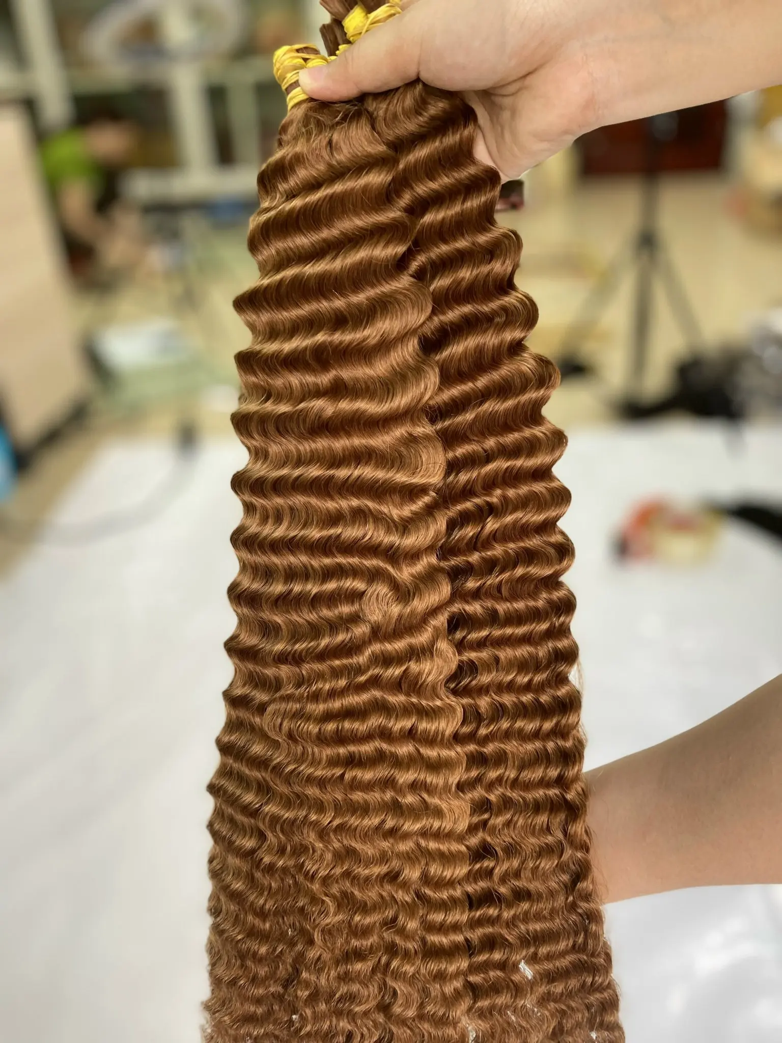 Ombre Burmese Curly Virgin Remy Raw Human Hair Extension DD SDD Human Hair Bundle Vietnam