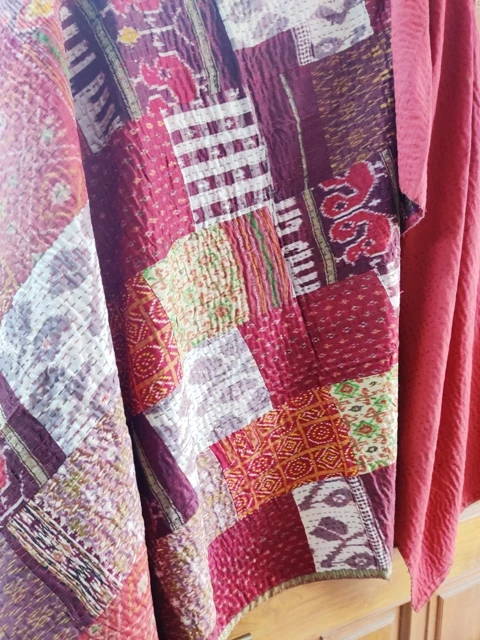 Patola Silk vintage Cotton patchwork kantha quilt handmade bohemian bedding Throw blanket bedspread Silk sari Sofa Cover King