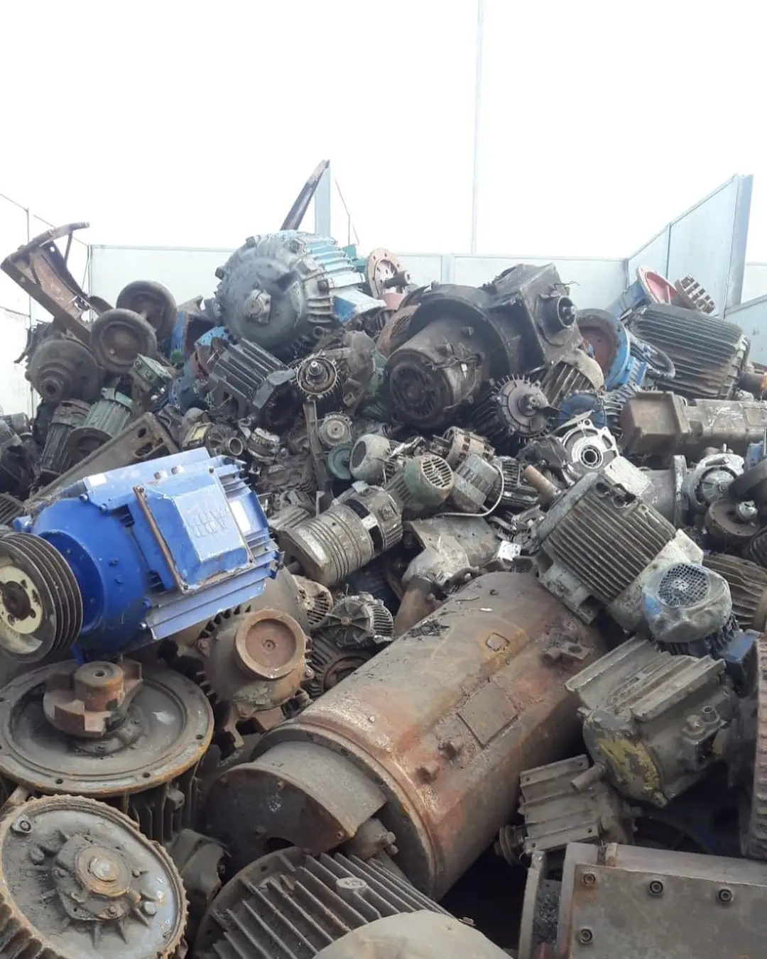 Motor Scraps / Alternators And Starter Motors Scrap Supplier