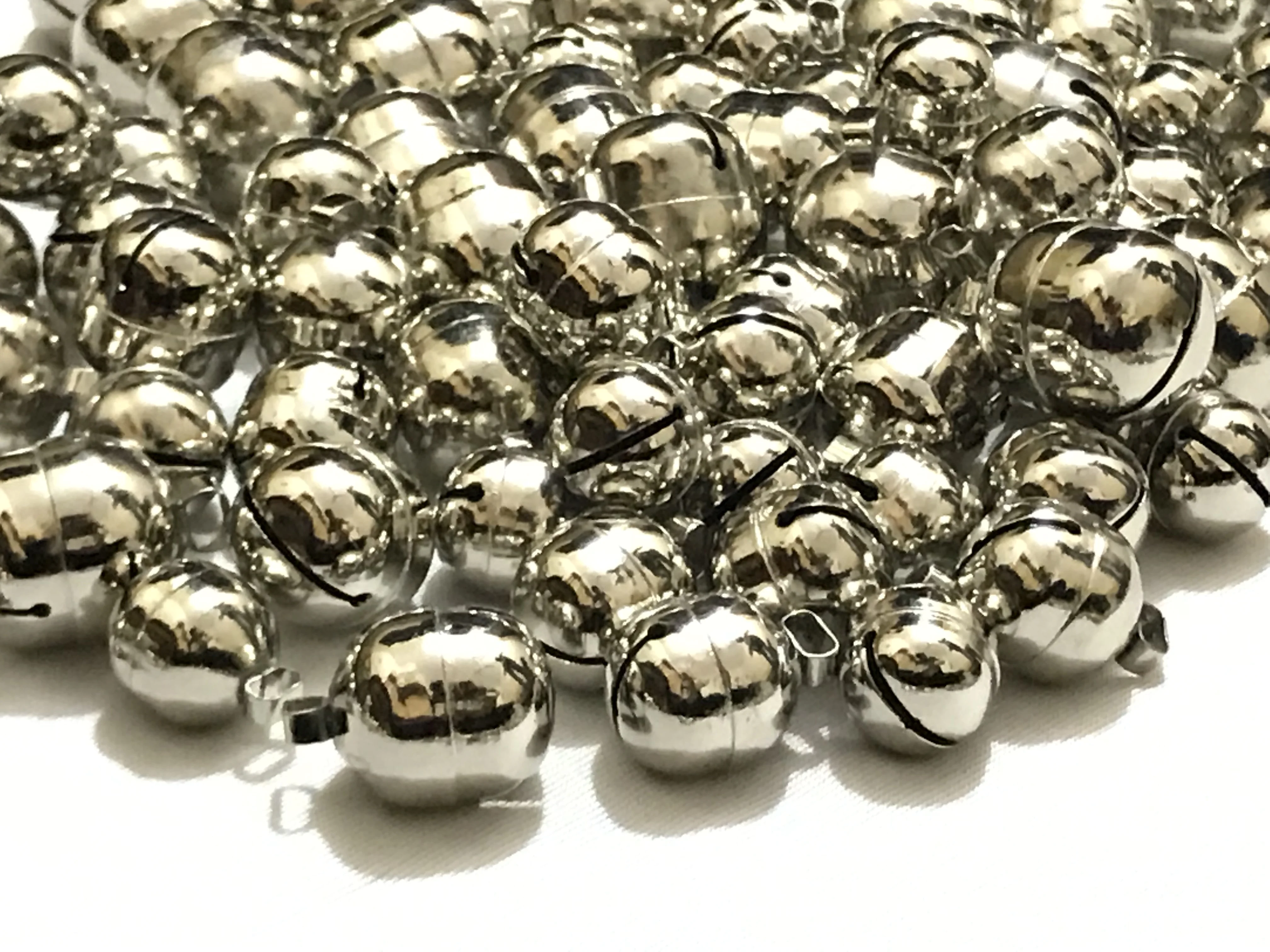 Raptor High Quality Acorn Silver Cat Bells Pet and Dog Bells for Hunting