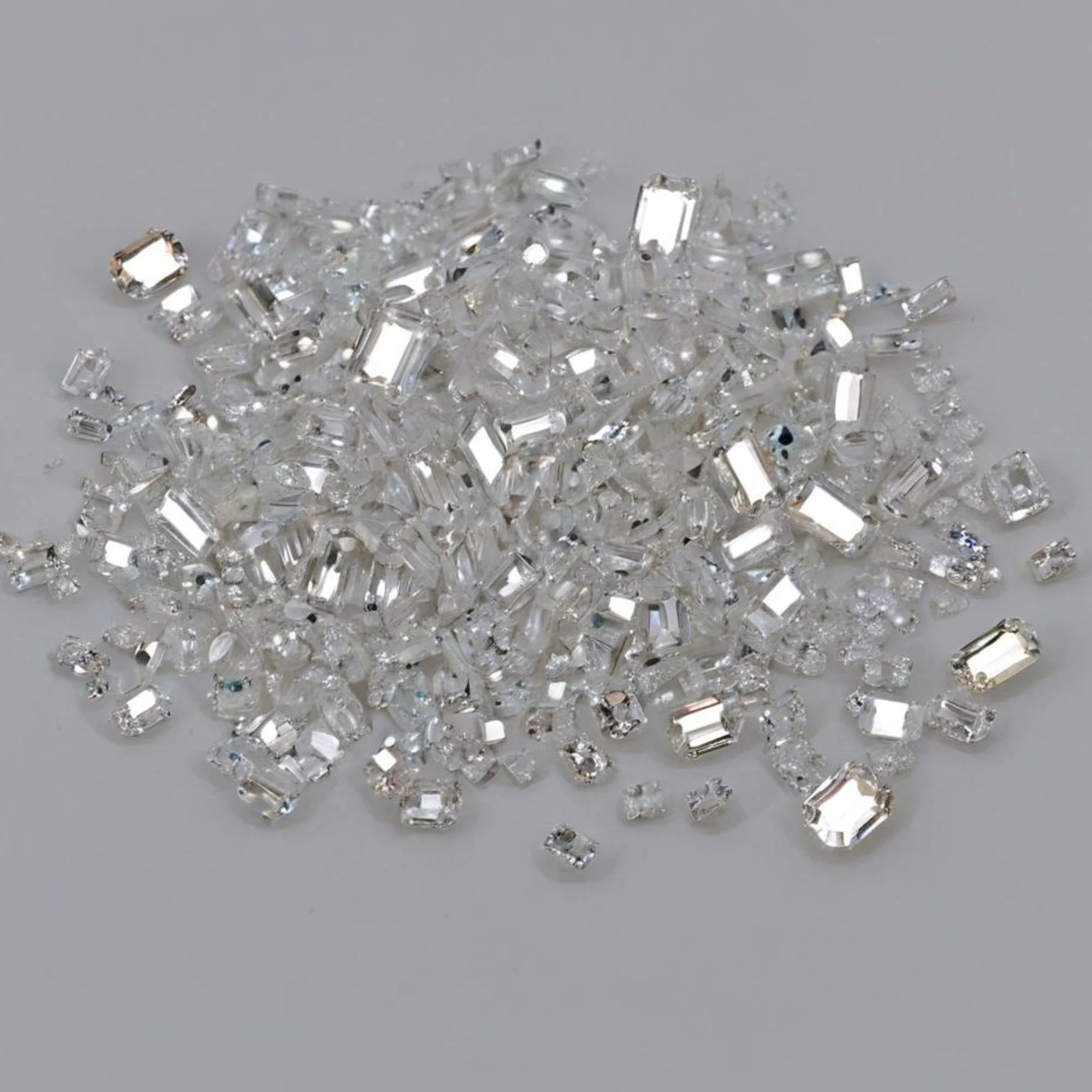 loose diamond 3 Carat Polished Loose Synthetic D Color VVS Purity Emerald cut Lab Made IGI Certified Type 2A Diamond Mix Lot
