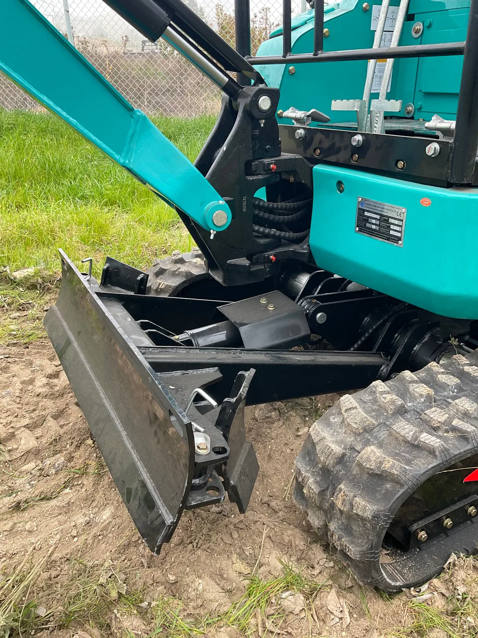Kubota дизель 2 5 тонный багажник для экскаватора и поворотный стрелы синий цвет на продажу