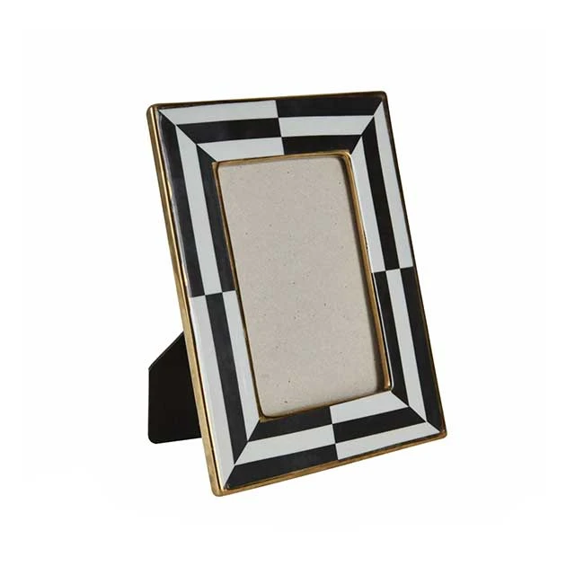 Modern Design Vintage-Inspired Bone Picture Frame Stylish Display for Family Photos and Art Photo Frame from India