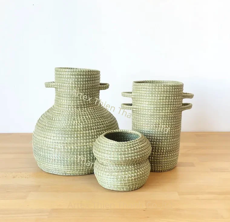 Eco Friendly Supplier from Vietnam Seagrass Small Vase Collection Vintage Flowers Vase for Table Decoration