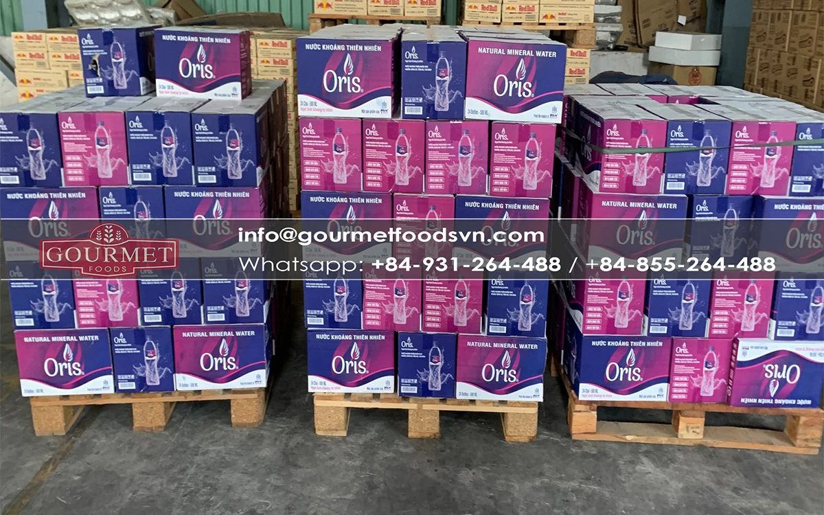 Natural Mineral Water Pure Drinking water Wholesale Vietnam Export / Cheap Price Mineral Drinking Water 500ML Bottle