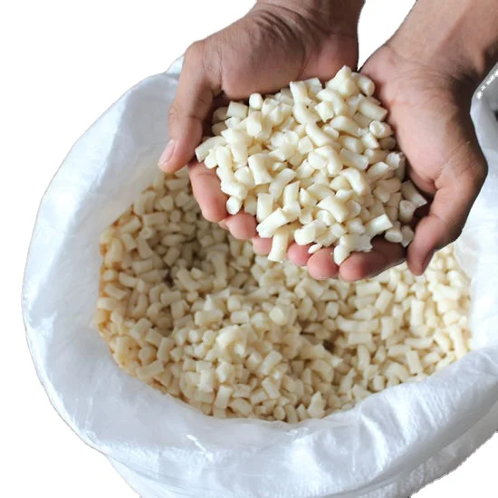 Soap noodles white organic for cleaning