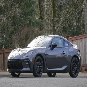 Второе поколение (ZN8/ZD8; 2021) Подержанные автомобили Toyota GT86 для продажи/б/у 2017 GT 86 2 0 D-4S Orange Edition 2dr продажи