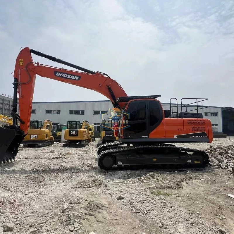 High Performance Used Doosan DX300 Excavator Korean 100% Original Hot Sale with Core Components Pump Motor Bearing