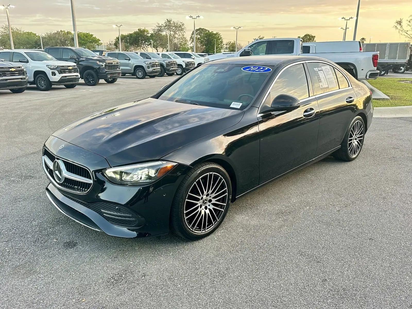 Used 2022 Mercedes-Ben_z C 300