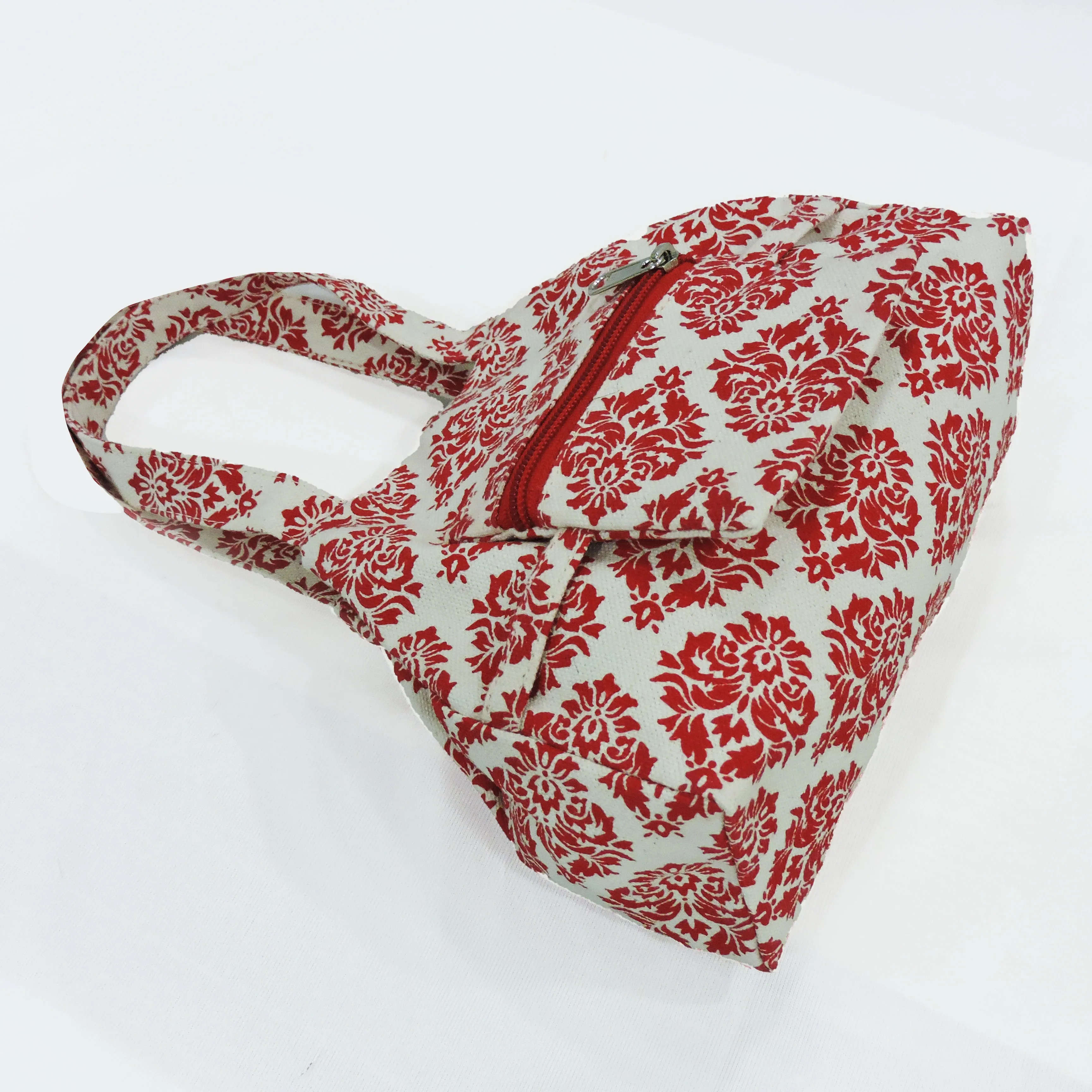 Canvas bag will all over nice fashionable Printing novation bag cheap price high quality product with front zipper pocket