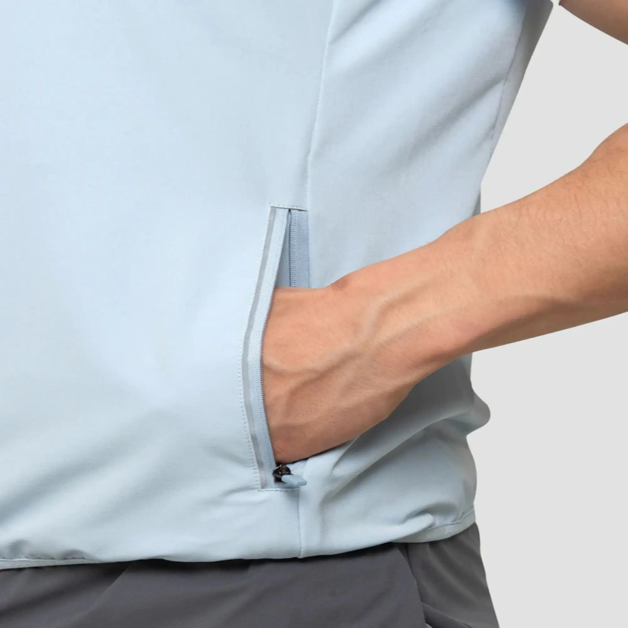 Reflective Branding Full Zip Fastening Ice Grey Mens Gilet Jacket with Easy Access Zipped Pockets and Quilting to Front and Back