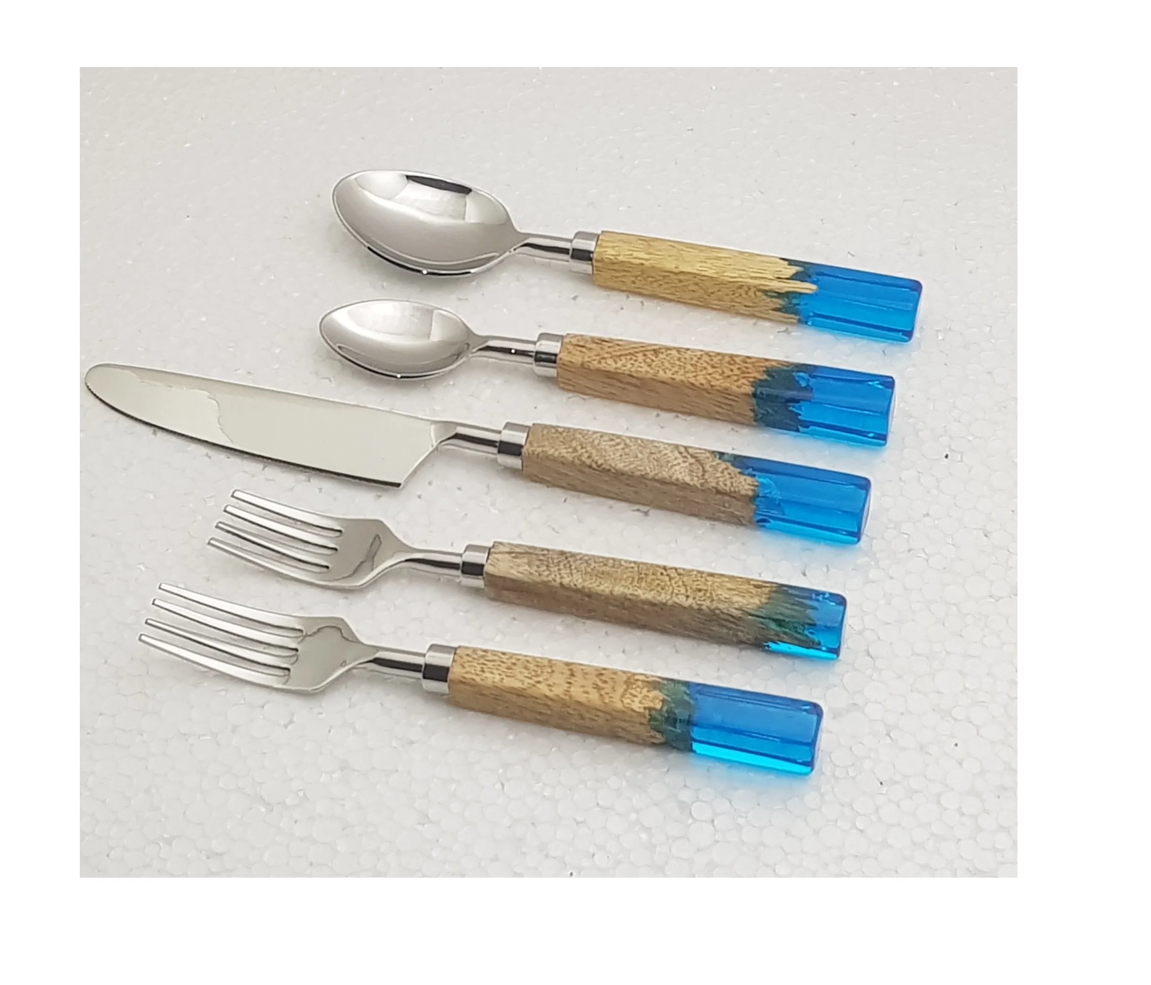 Factory Direct Selling Stainless Steel Flatware Cutlery Set Resin And Wood Handle Tableware Dinnerware Resin Kitchenware Cutlery
