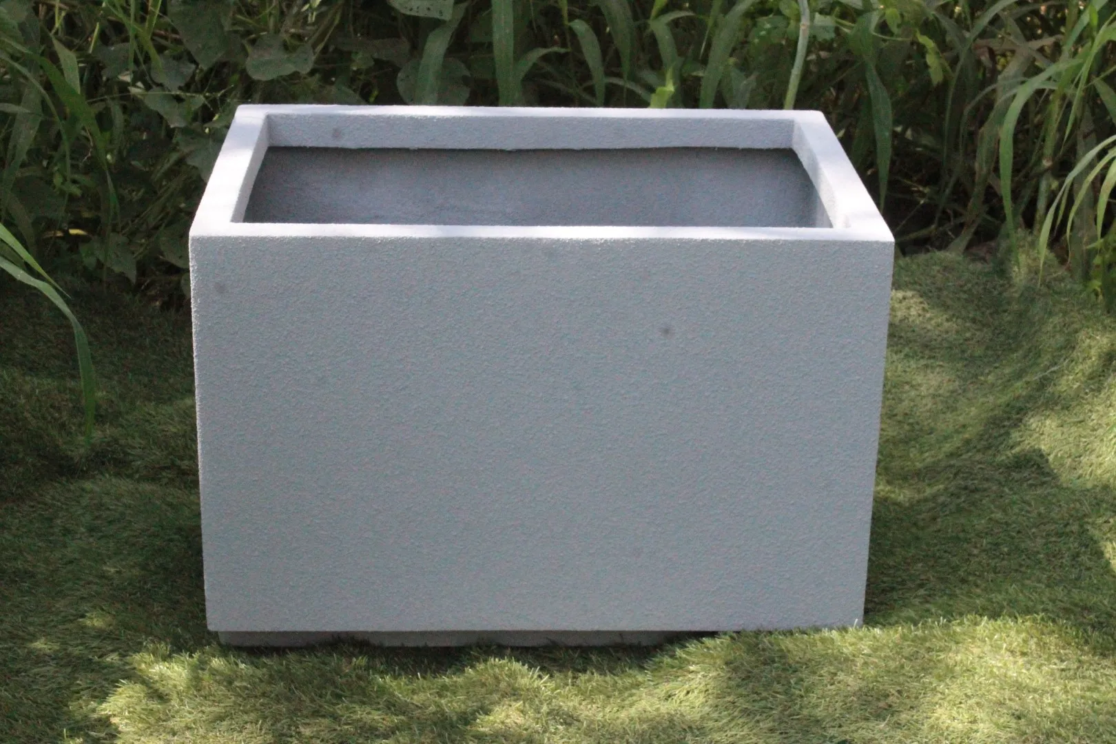 New Arrival Large Outdoor Garden Fiber Glass Planters High Quality Home Use Flower Pot for Real Plants for Decoration