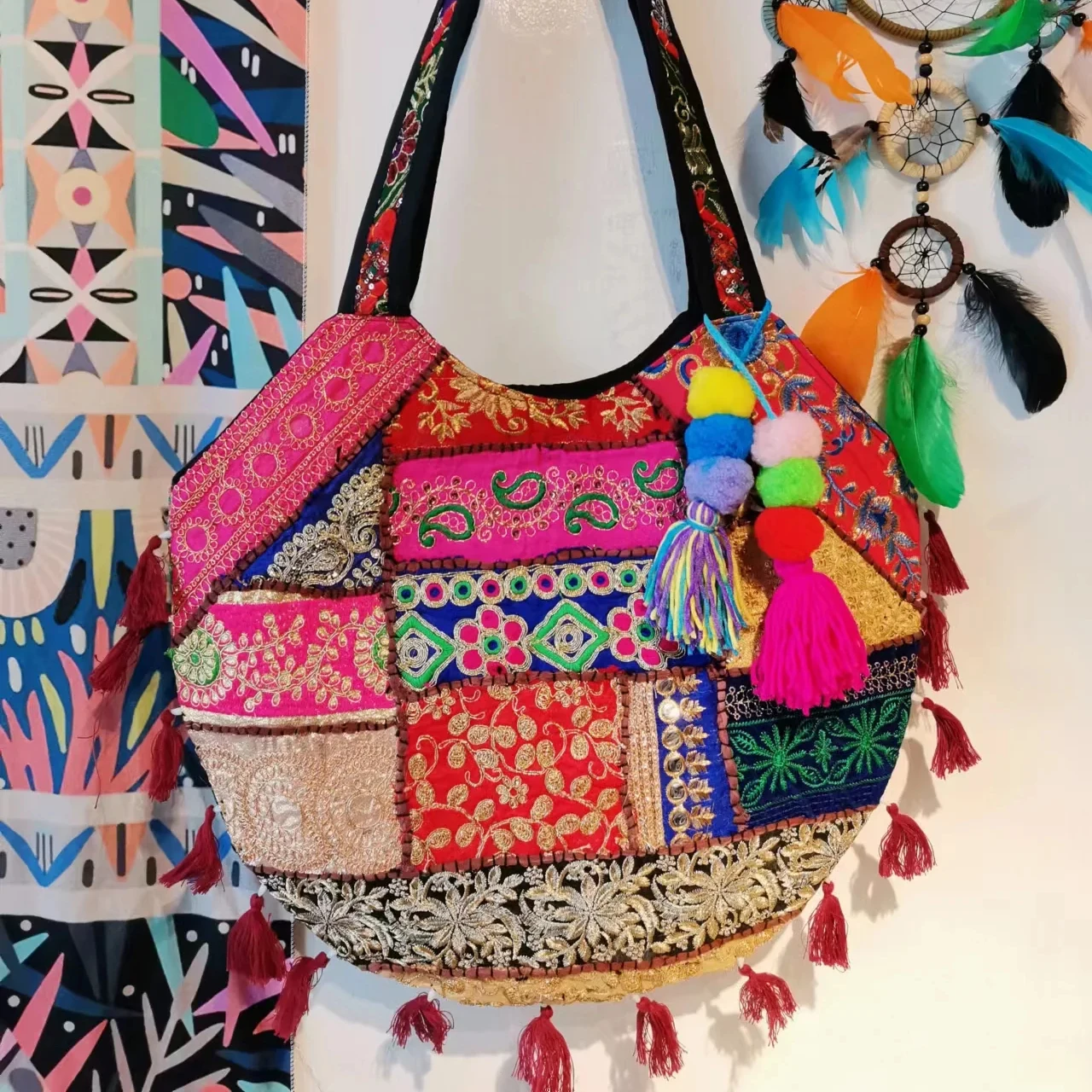 Handmade Indian Vintage Traditional Style Women Shopping Banjara Bag Women Fashion Look Style Outdoor Shoulder bag