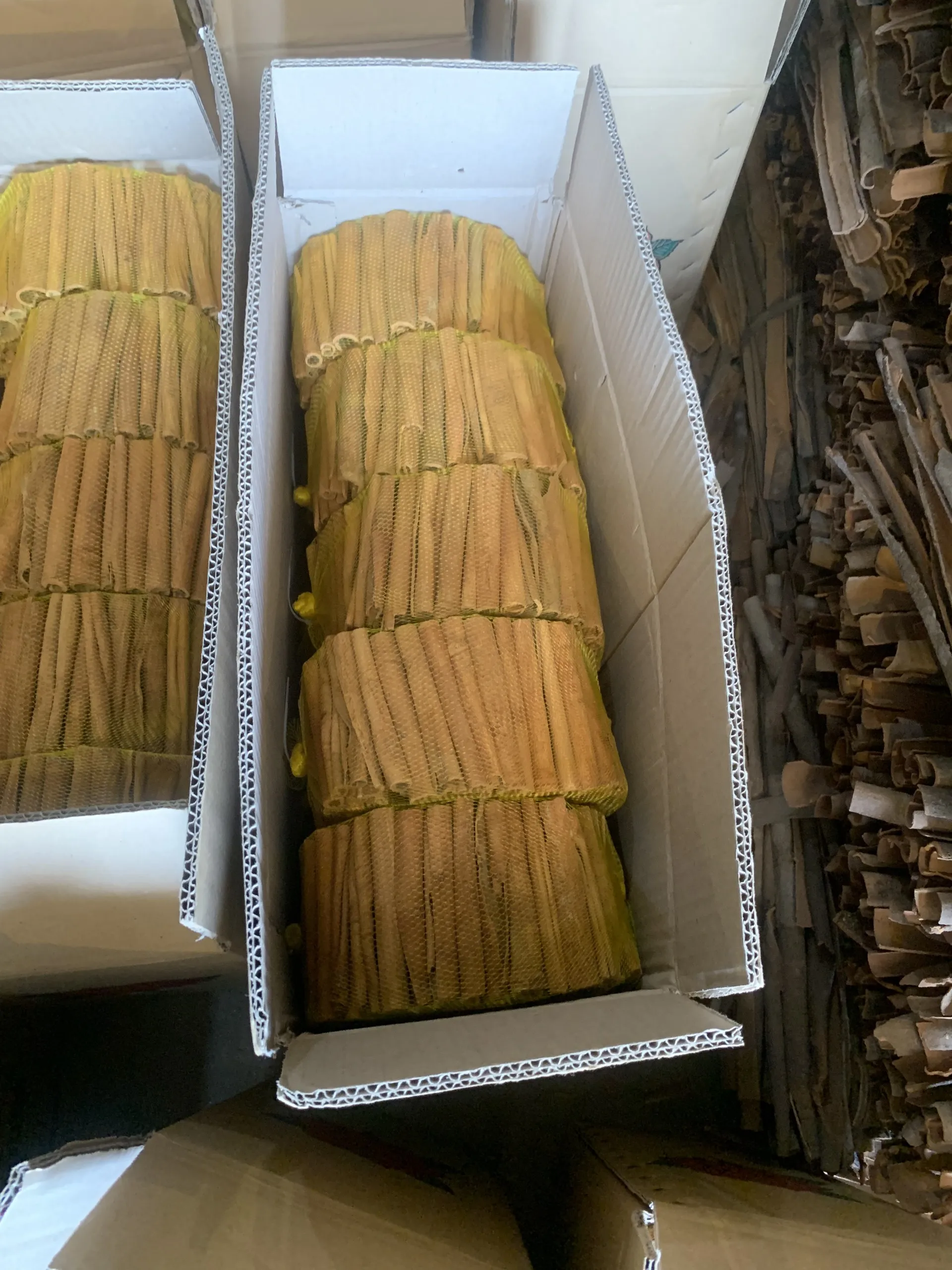 2024 сигарета с корицей вьетнамская Пряная Корица цена хорошая контактная Ms Lynn 84 869981238