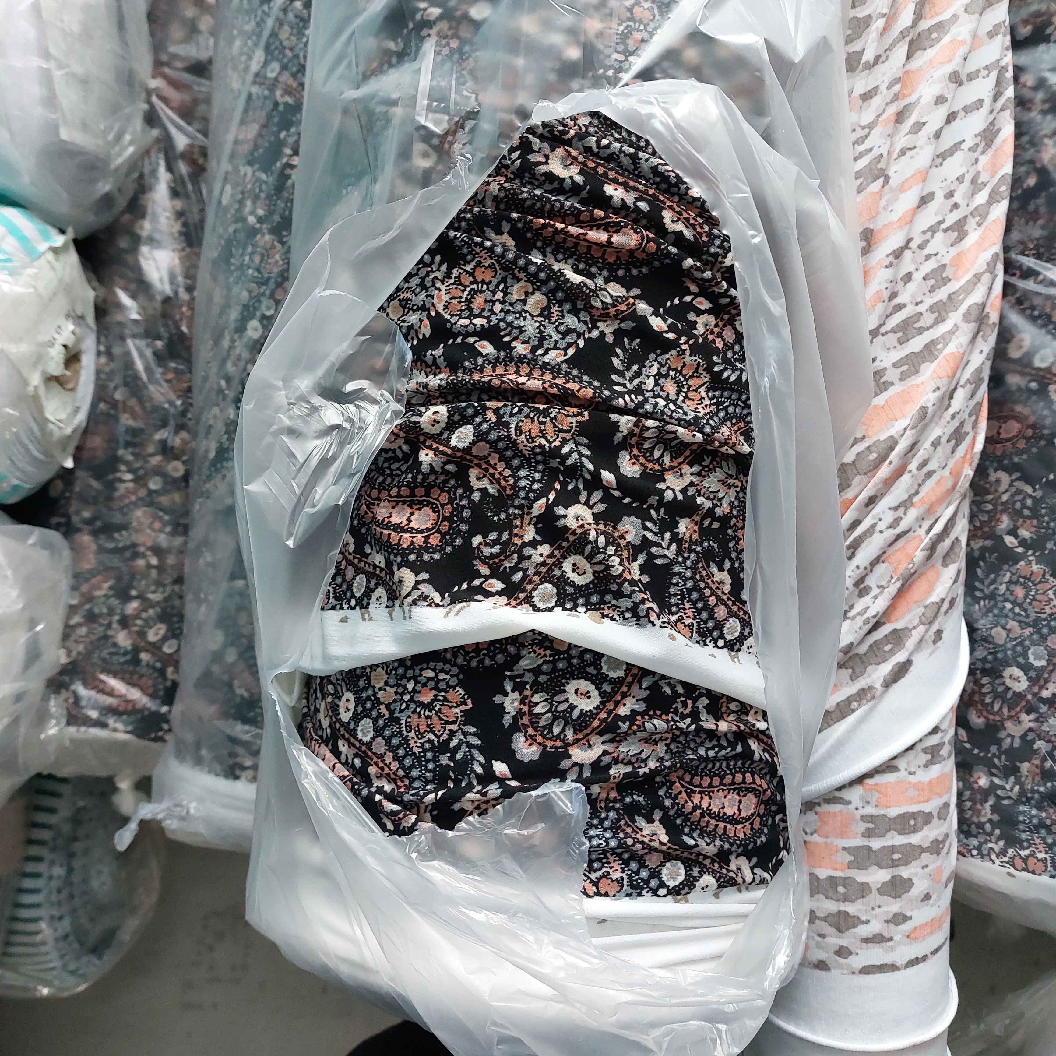 Jenny stock lot. Korea stock best quality ITY Print fabric textile beautiful flower design 95% polyester 5% spandex