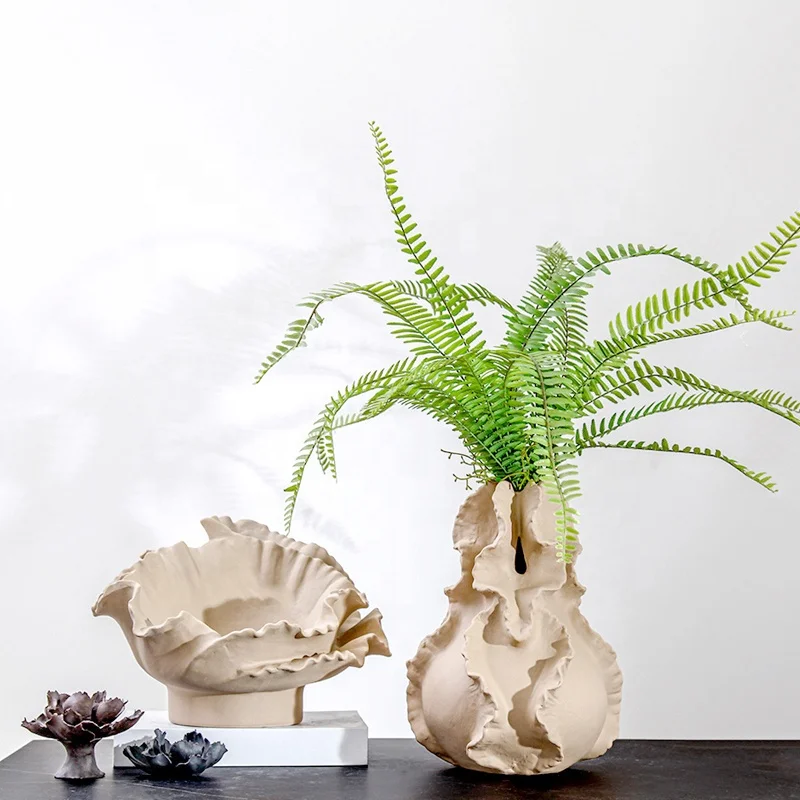 Handmade Elegant Fold Ceramic Artistic Ornament pieces Irregular Inteior Other Decorative Home Accessories