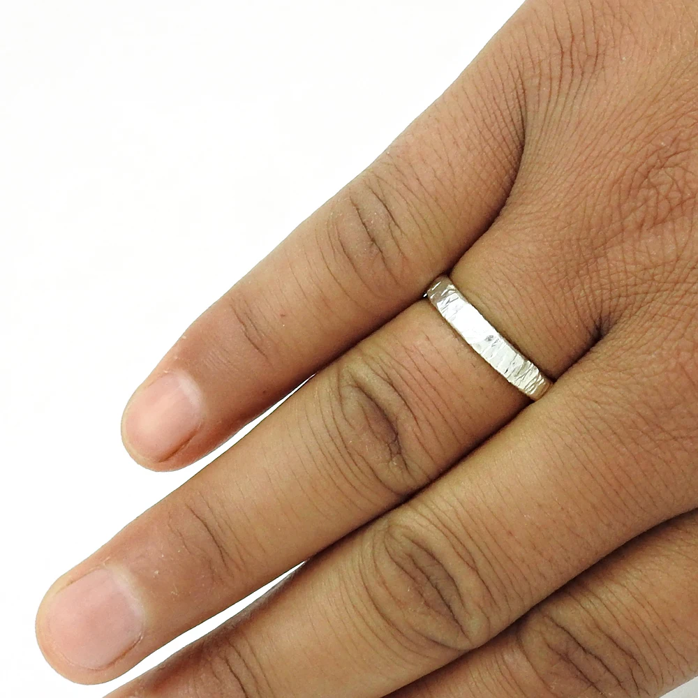Elegant Look 925 Sterling Silver Round Shape Band Ring Stylish Plain Silver Pieces Bohemian Handmade Jewelry Wholesale Suppliers