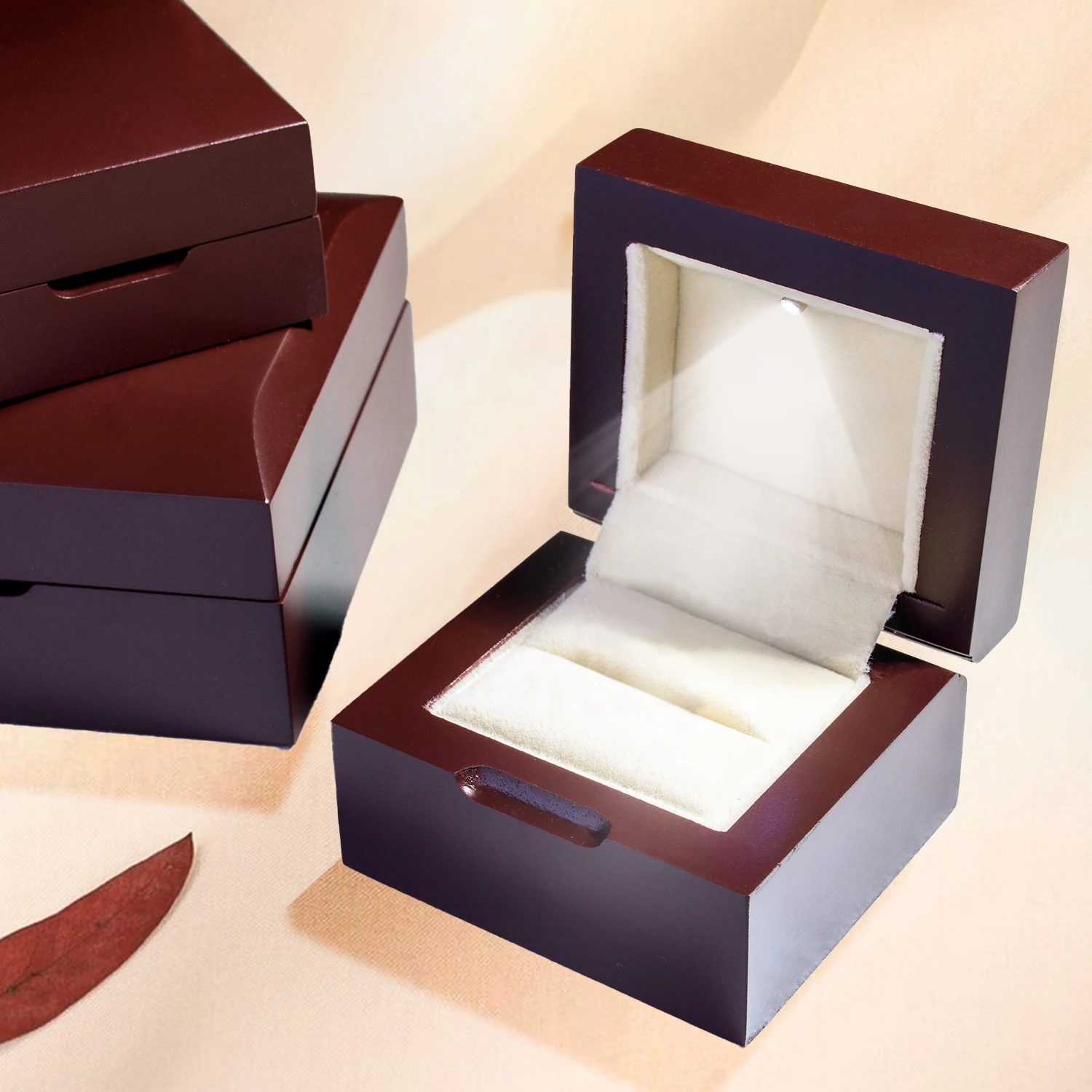 Luxury Jewelry Packaging Box LED Lighting High Quality Customizable Gift Box for Brands and Commercial Use