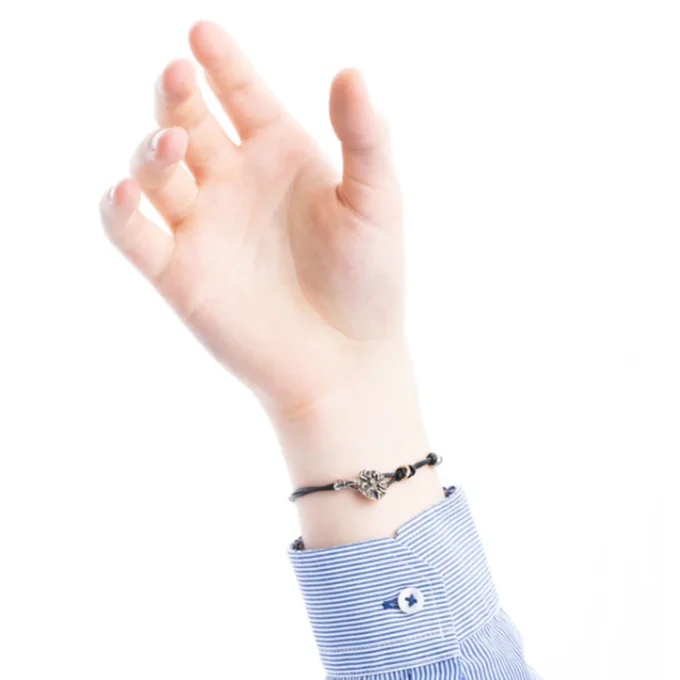 Unisex lettering bracelet with 925 silver cart and bronze leather cord