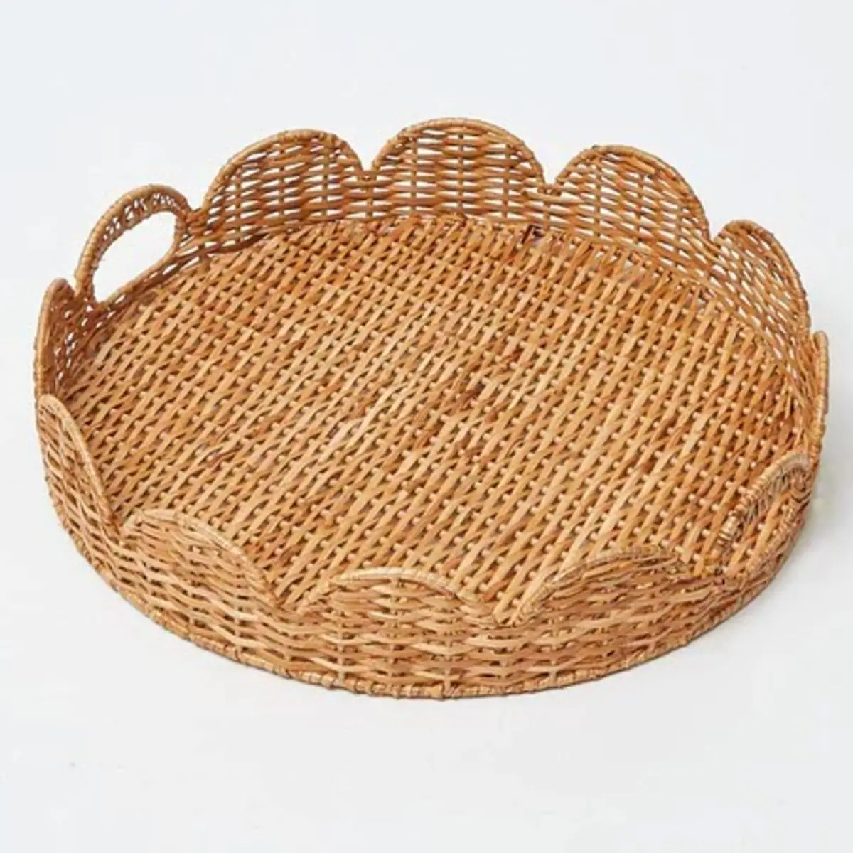 OEM Handwoven Natural Scalloped Rattan Tray Best Seller Serving Tray High Quality Rattan Charger Plates from Vietnam Factory